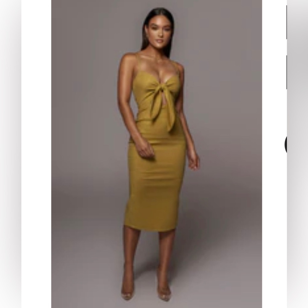 NWT JLUXLABEL Linen Tie Front Midi Dress. Size Small